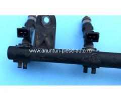 Injectoare - set de 4 + rampa injectie pentru Dacia Logan 1.4 2007