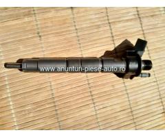 0445118016 8514151 Injector BMW X1 X5 BMW Seria 7 G11 G12 F20 F30 F31 Motor 2993 ccm