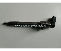 5U3Q9K546AA 5WS40103 Injector Citroen C5 C6 III 2.7 HDI Jaguar S-Type XF XJ 2.7 D Land Rover III 2.7