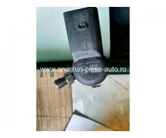 5U3Q9K546AA 5WS40103 Injector Citroen C5 C6 III 2.7 HDI Jaguar S-Type XF XJ 2.7 D Land Rover III 2.7