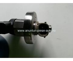 13H50A DCRI107850 095000-5870 Denso Injector Mazda 6 2.0 DI Mazda MPV II 2.0 DI