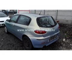 Dezmembrez Alfa Romeo 147, an 2002, motorizare 2.0 16V