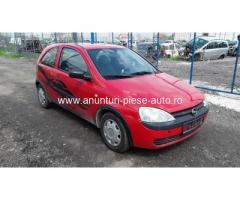 Dezmembrez Opel Corsa C, an 2004, motorizare 1.0