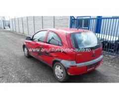 Dezmembrez Opel Corsa C, an 2004, motorizare 1.0