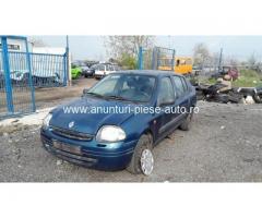 Dezmembrez Renault Clio II, an 2000, motorizare 1.4