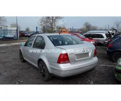 Dezmembrez Volkswagen Bora, an 2000, motorizare 2.0