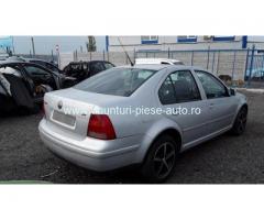Dezmembrez Volkswagen Bora, an 2000, motorizare 2.0