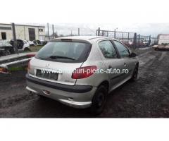 Dezmembrez Peugeot 206, an 2006, motorizare 1.4 HDI