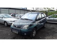 Dezmembrez Renault Scenic I, an 2001, motorizare 2.0 16V