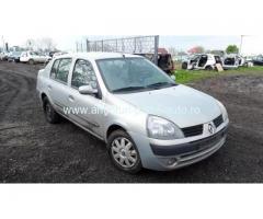 Dezmembrez Renault Clio II, an 2006, motorizare 1.5 DCI