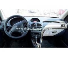 Dezmembrez Peugeot 206, an 2002, motorizare 2.0 HDI 90