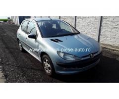 Dezmembrez Peugeot 206, an 2002, motorizare 2.0 HDI 90