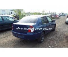 Dezmembrez Renault Clio II, an 2006, motorizare 1.5 DCI