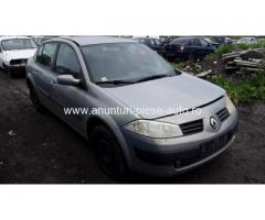Dezmembrez Renault Megane II, an 2004, motorizare 1.5 DCI