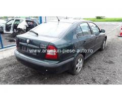 Dezmembrez Skoda Octavia, an 2002, motorizare 2.0