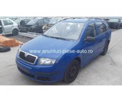 Dezmembrez Skoda Fabia, an 2006, motorizare 1.2