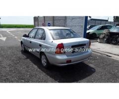 Dezmembrez Hyundai Accent II, an 2005, motorizare 1.3