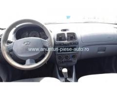 Dezmembrez Hyundai Accent II, an 2005, motorizare 1.3