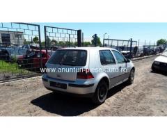 Dezmembrez Volkswagen Golf IV, an 2000, motorizare 1.6