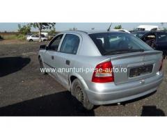Dezmembrez Opel Astra G, an 2004, motorizare 1.4 16V, Benzina, kw 66