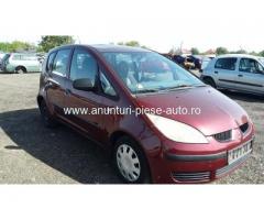 Dezmembrez Mitsubishi  Colt VI ,an 2006 , motorizare 1.1 ,  Benzina , kw 55
