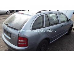 Dezmembrez Skoda Fabia, an 2004, motorizare 1.4 16V