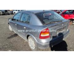 Dezmembrez Opel Astra G, an 2004, motorizare 1.6