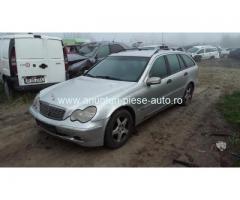 Dezmembrez Mercedes-Benz C-Class W203, an 2001, motorizare C 200
