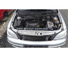 Dezmembrez Opel Astra G, an 2006