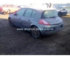Dezmembrez Renault  Megane II ,an 2004