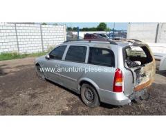 Dezmembrez Opel Astra G
