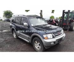 Dezmembrez Mitsubishi Pajero III