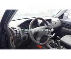 Dezmembrez Mitsubishi Pajero III