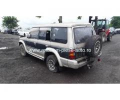 Dezmembrez Mitsubishi Pajero II