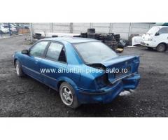 Dezmembrez Mazda 323 C IV