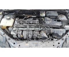 Dezmembrez Ford Focus , an 2004
