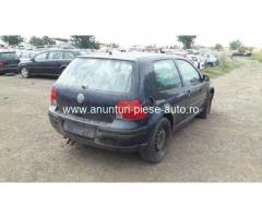 Dezmembrez Volkswagen Golf IV
