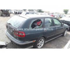 Dezmembrez Volvo V40  , an 1998