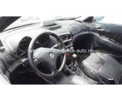 Dezmembrez Alfa Romeo 156