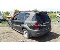 Dezmembrez Ssangyong  Rexton, an 2002