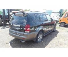 Dezmembrez Ssangyong  Rexton, an 2002
