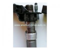 0445116035 03L130277C 0986435369 Injector VW Amarok Multivan V VI Transporter V VI 2.0 TDI