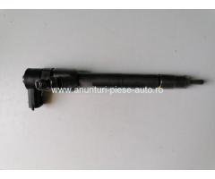 0445110374 33800-2F300 Injector Hyundai ix35 Santa FE Kia Sorento Sportage