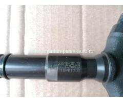 23670-30170 Denso Injector Toyota Dyna 3.0 D4d Hilux VII 3.0 D-4D 4WD Land Cruiser 3.0 D-4D
